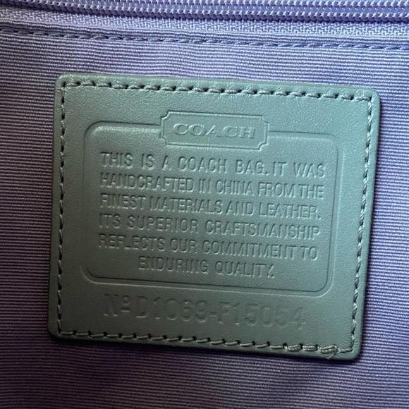 Coach Grey Penelope Shantung Signature Hobo Handbag - Excellent Condition - Picture 6 of 9